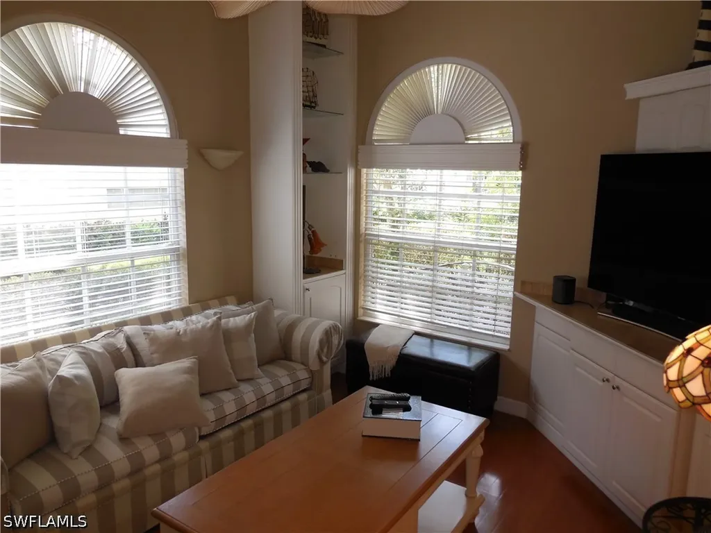 4456 Prescott Lane Naples FL 34119