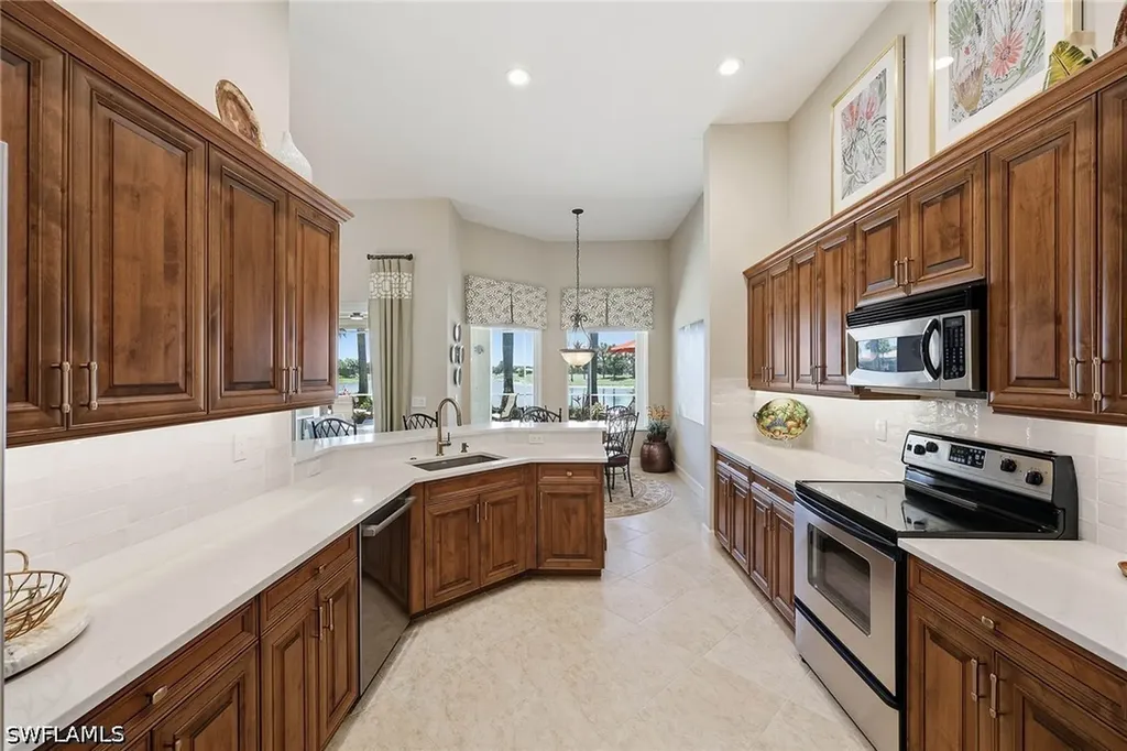 8793 Mustang Island Circle Naples FL 34113