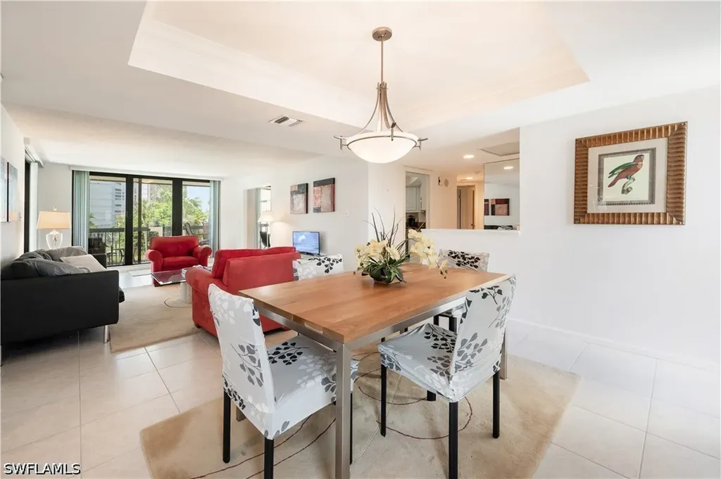 4551 Gulf Shore Boulevard N Naples FL 34103