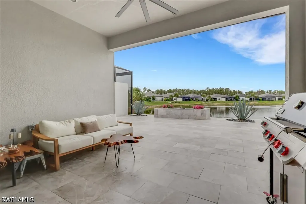 14846 Loggerhead Drive Naples FL 34120