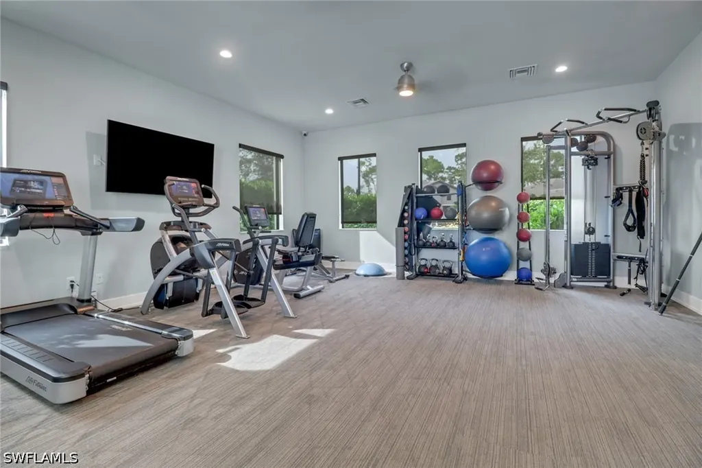 14846 Loggerhead Drive Naples FL 34120