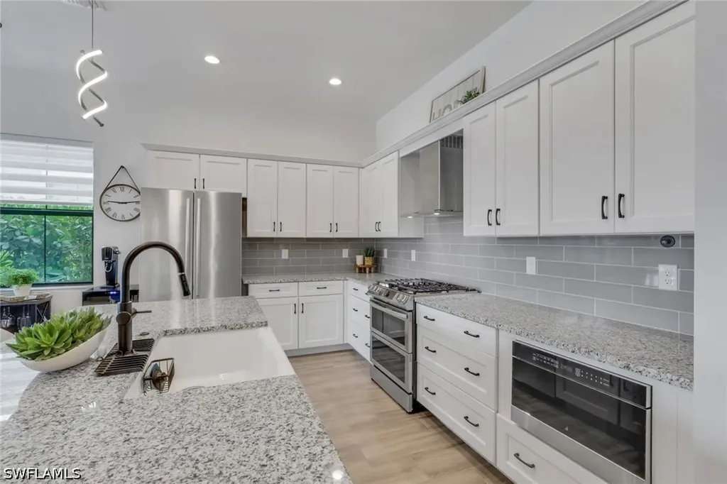 14846 Loggerhead Drive Naples FL 34120