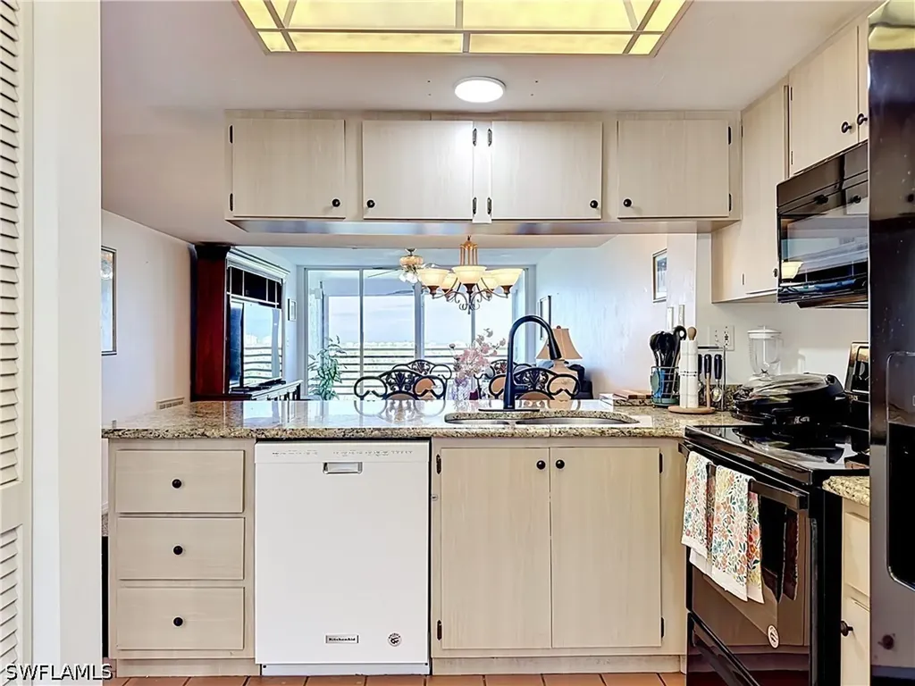 15171 Cedarwood Lane Naples FL 34110