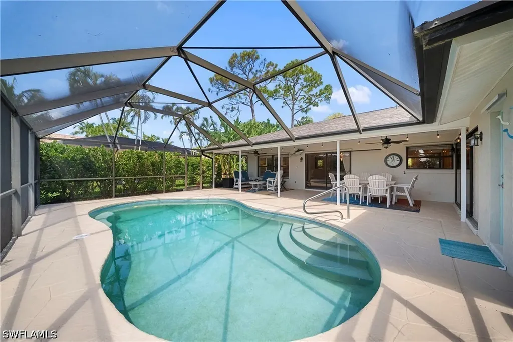 28581 Winthrop Circle Bonita Springs FL 34134