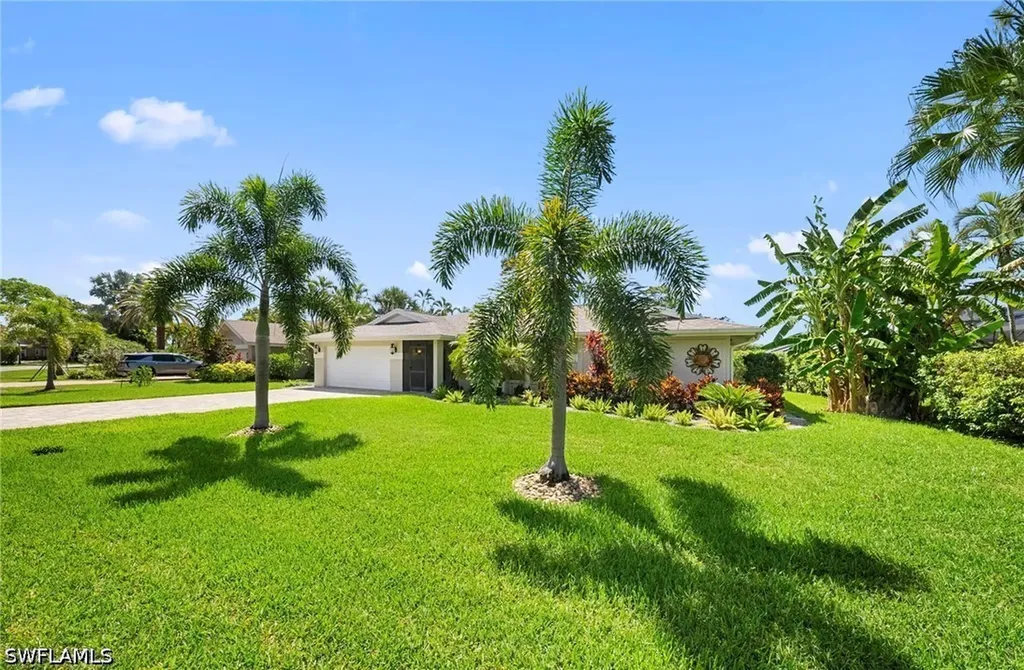 28581 Winthrop Circle Bonita Springs FL 34134