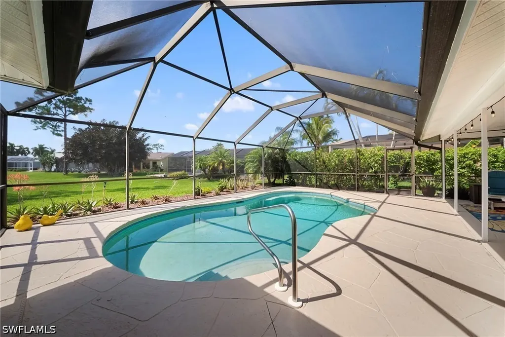28581 Winthrop Circle Bonita Springs FL 34134