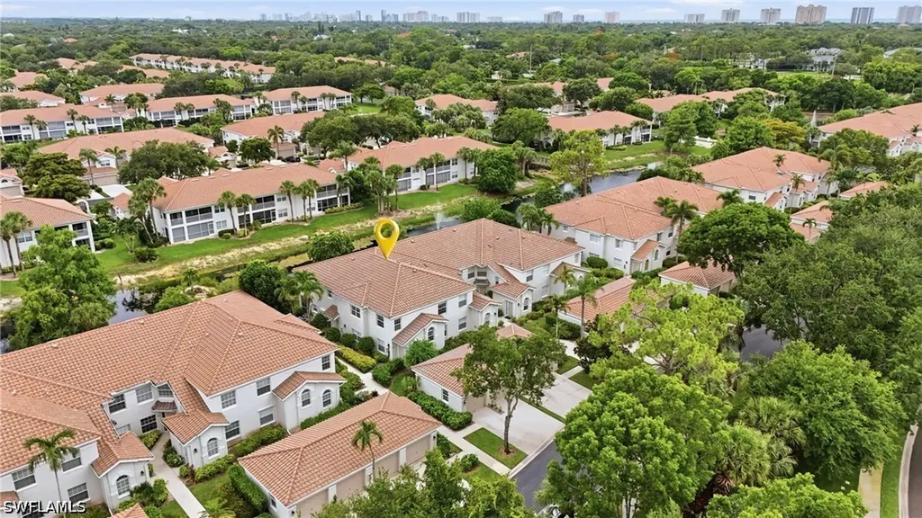 6914 Satinleaf Road N Naples FL 34109