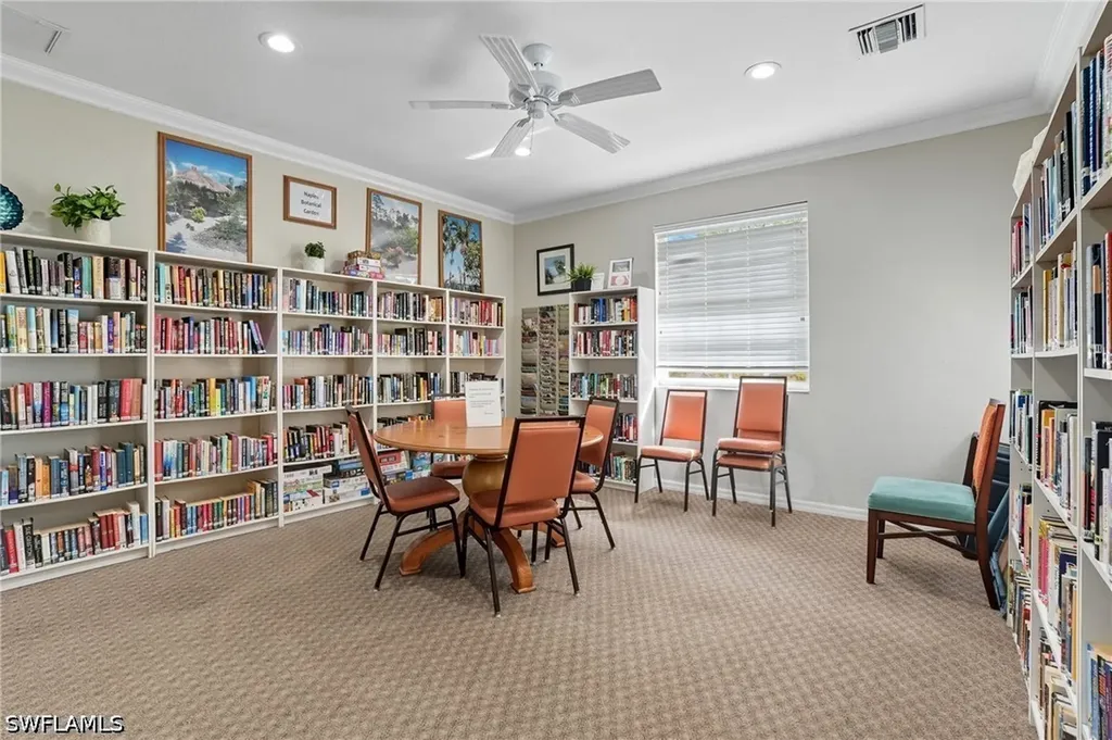 6914 Satinleaf Road N Naples FL 34109