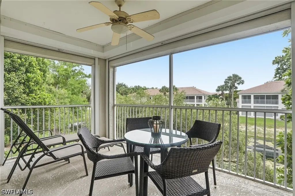 6914 Satinleaf Road N Naples FL 34109