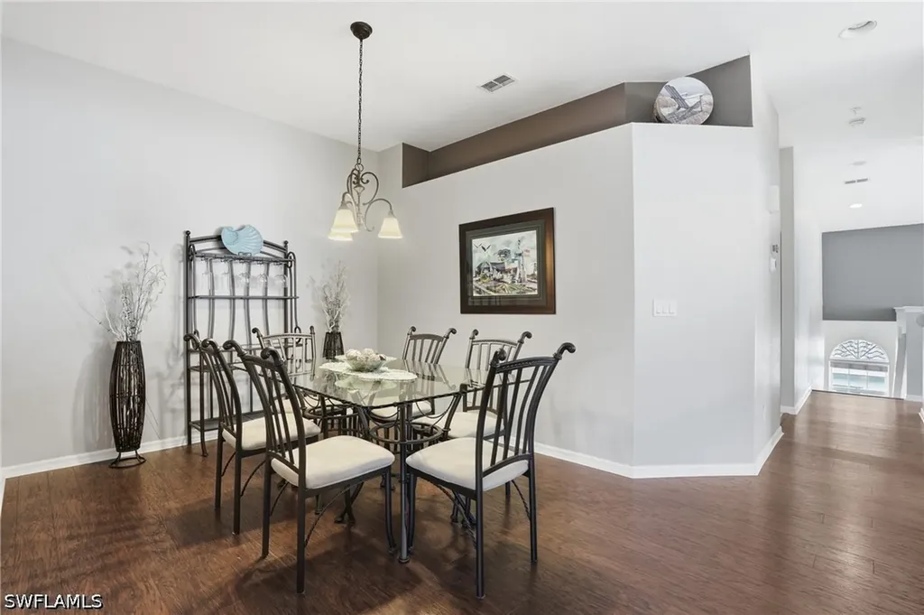 6914 Satinleaf Road N Naples FL 34109