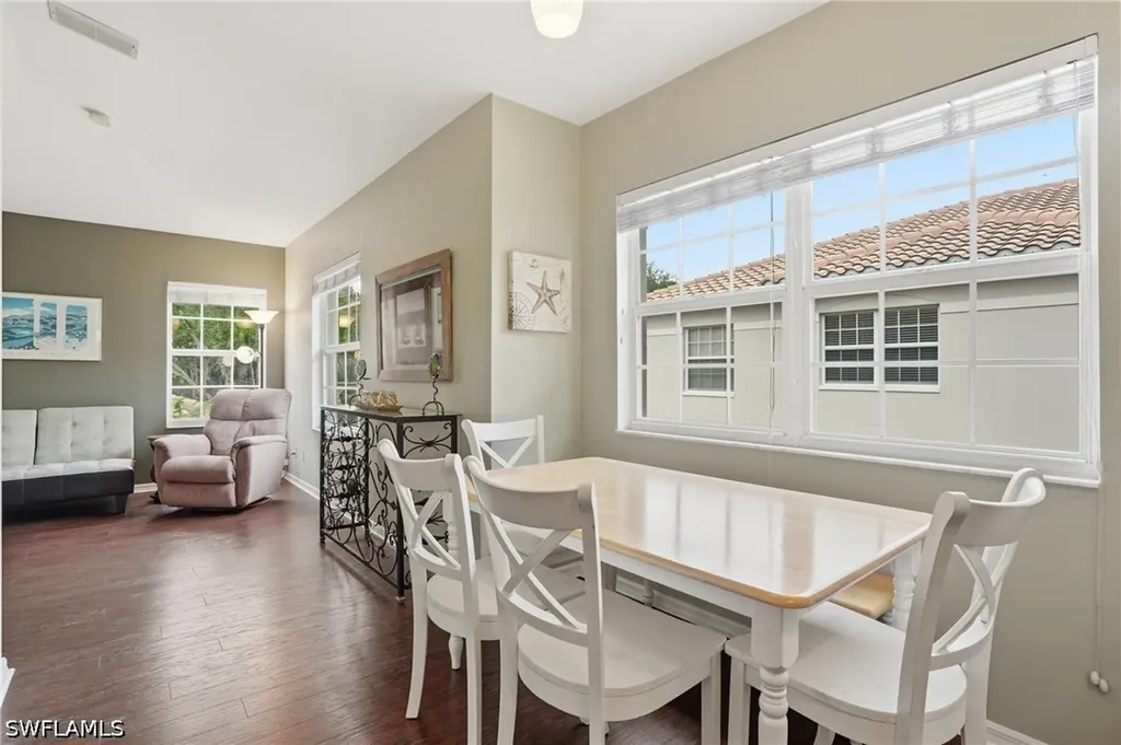 6914 Satinleaf Road N Naples FL 34109