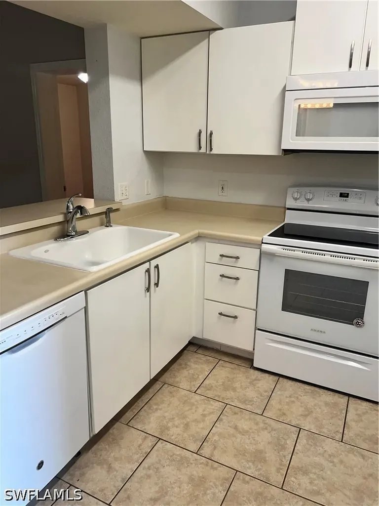 8271 Key Royal Circle Naples FL 34119