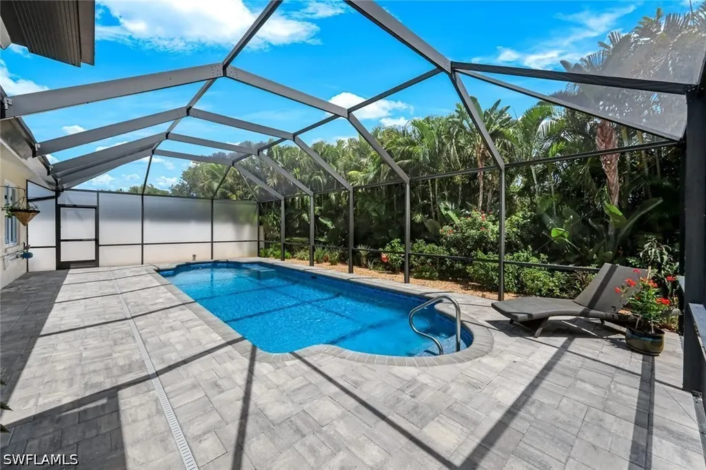 11641 Red Hibiscus Drive Bonita Springs FL 34135