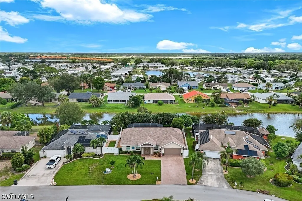 11641 Red Hibiscus Drive Bonita Springs FL 34135