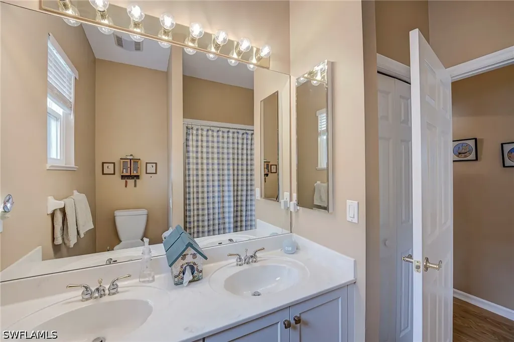 11086 Lakeland Circle Fort Myers FL 33913