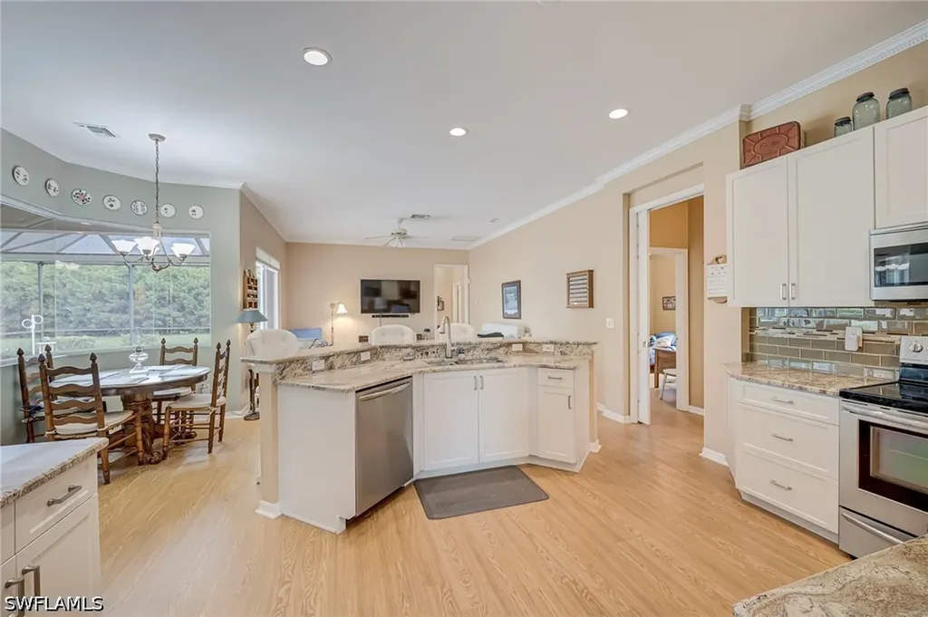 11086 Lakeland Circle Fort Myers FL 33913