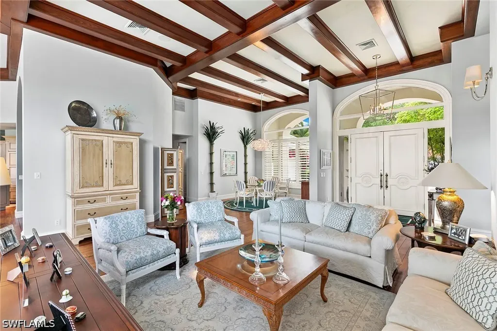 6991 Greentree Drive Naples FL 34108