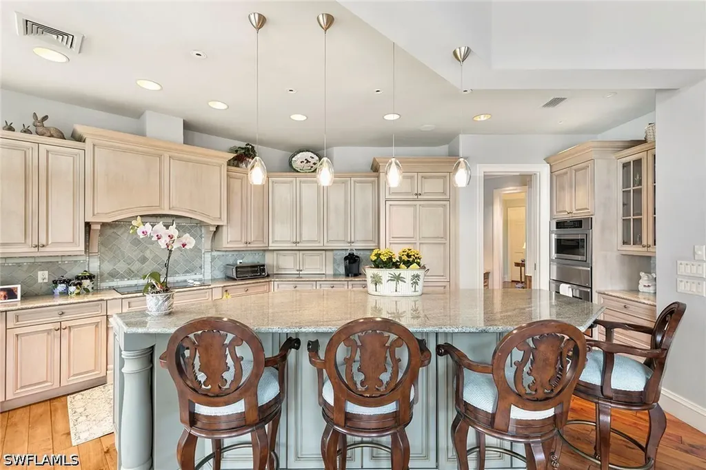 6991 Greentree Drive Naples FL 34108