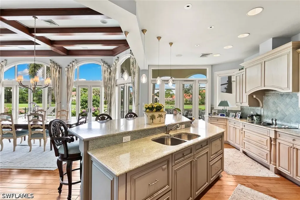 6991 Greentree Drive Naples FL 34108
