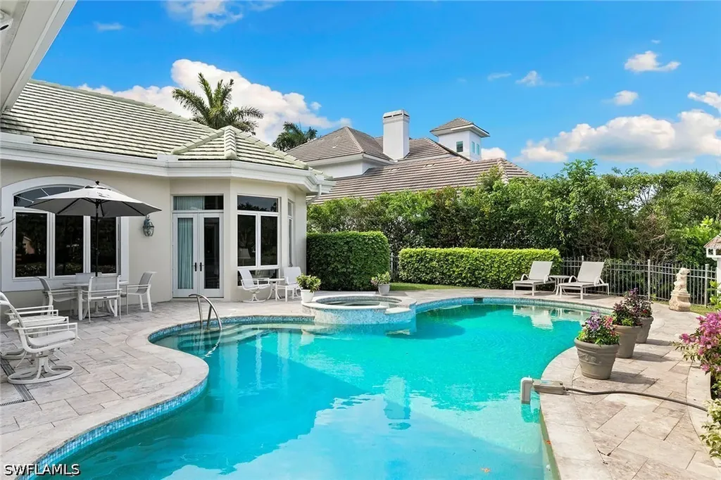 6991 Greentree Drive Naples FL 34108
