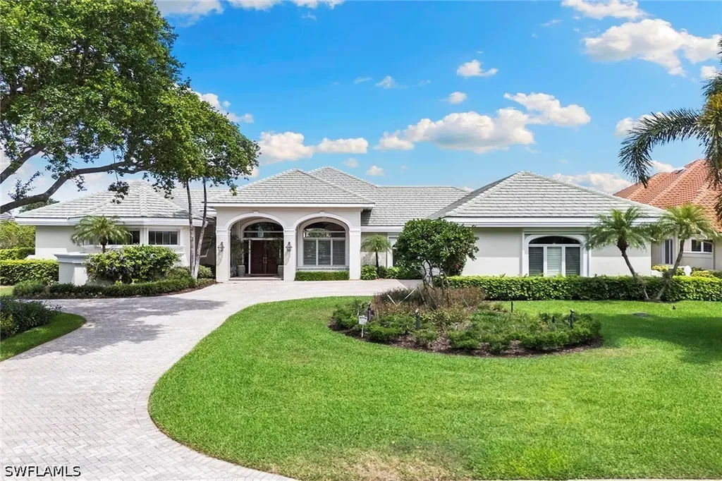 6991 Greentree Drive Naples FL 34108