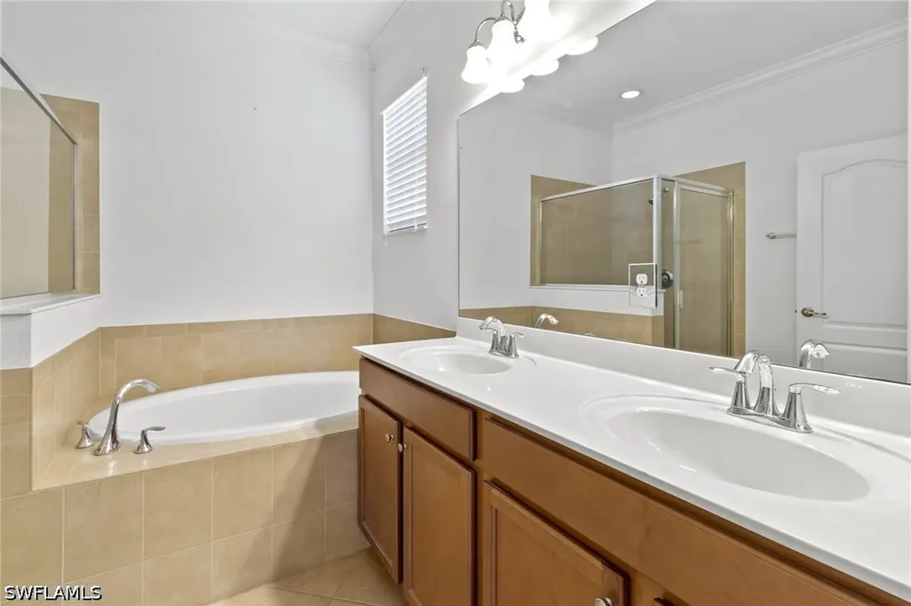 7959 Princeton Drive Naples FL 34104