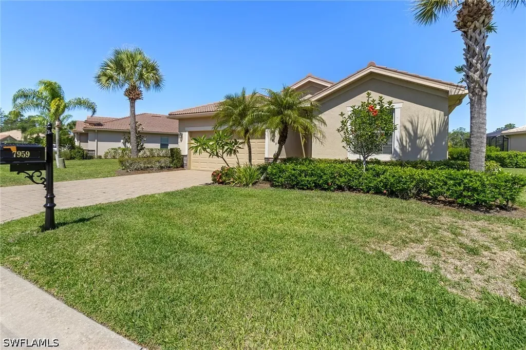 7959 Princeton Drive Naples FL 34104