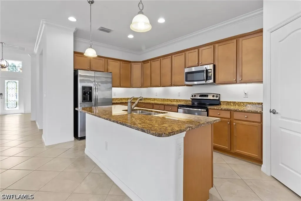 7959 Princeton Drive Naples FL 34104
