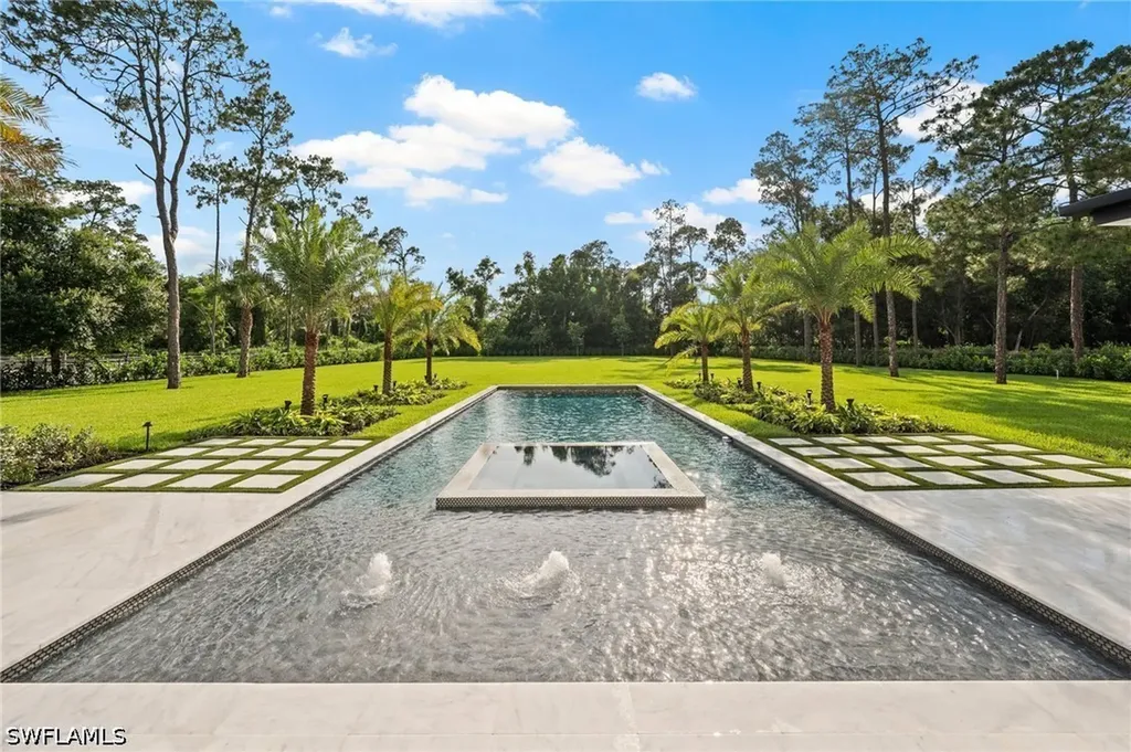 191 29th Street SW Naples FL 34117