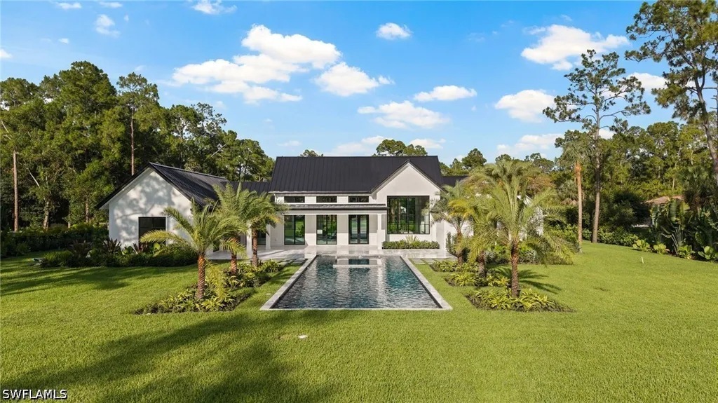 191 29th Street SW Naples FL 34117