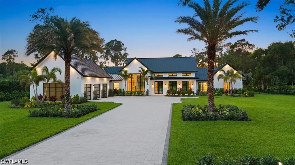 191 29th Street SW Naples FL 34117