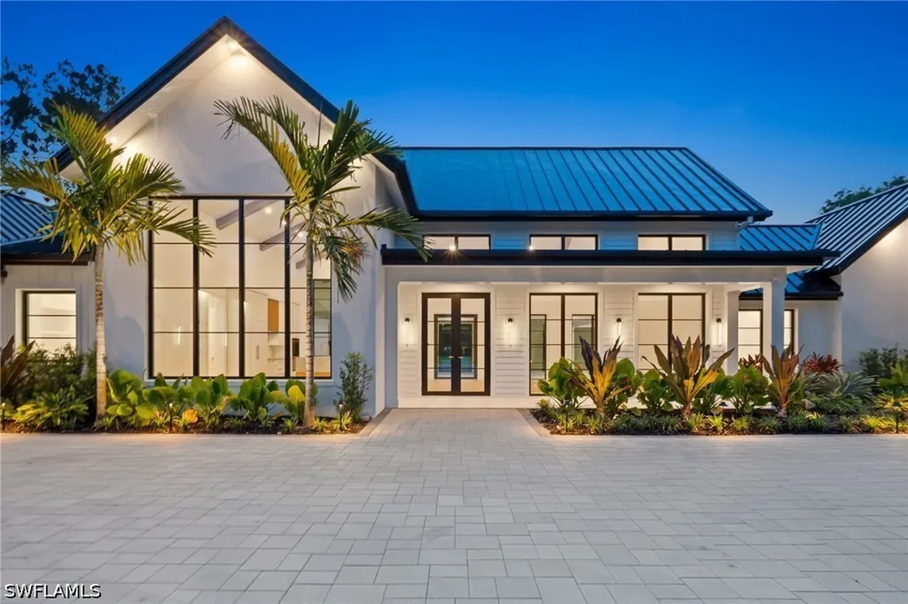 191 29th Street SW Naples FL 34117