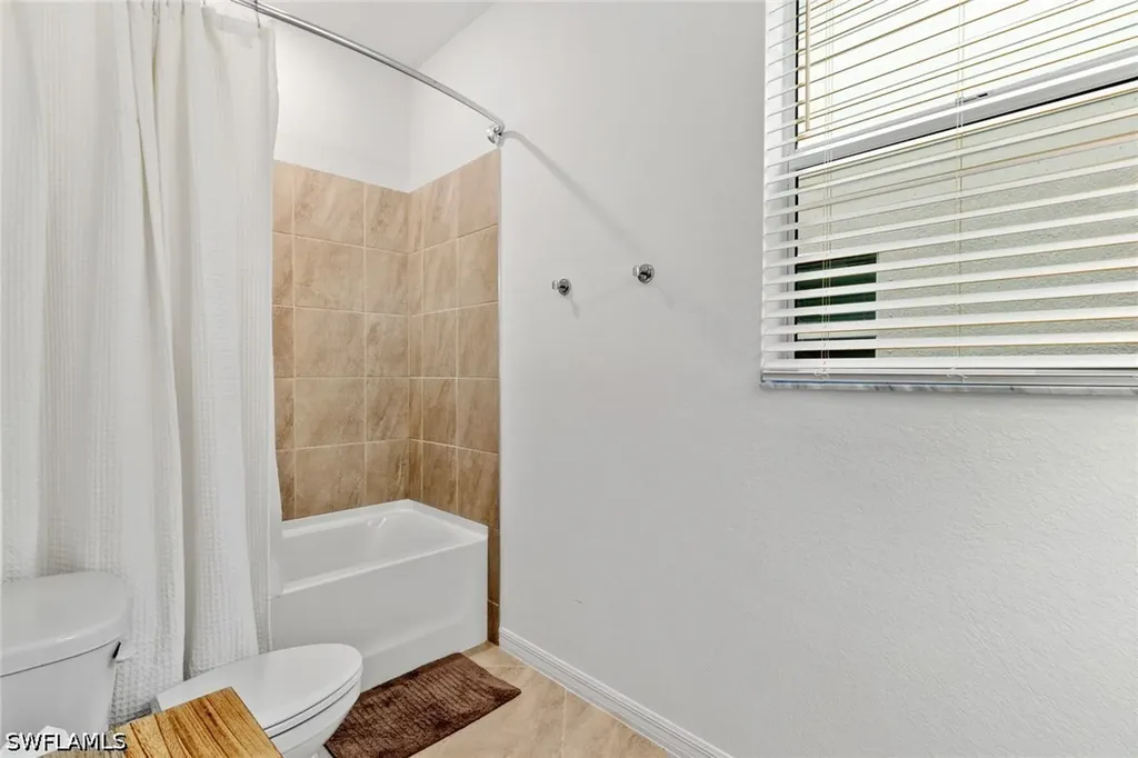 2516 Kona Way Naples FL 34120