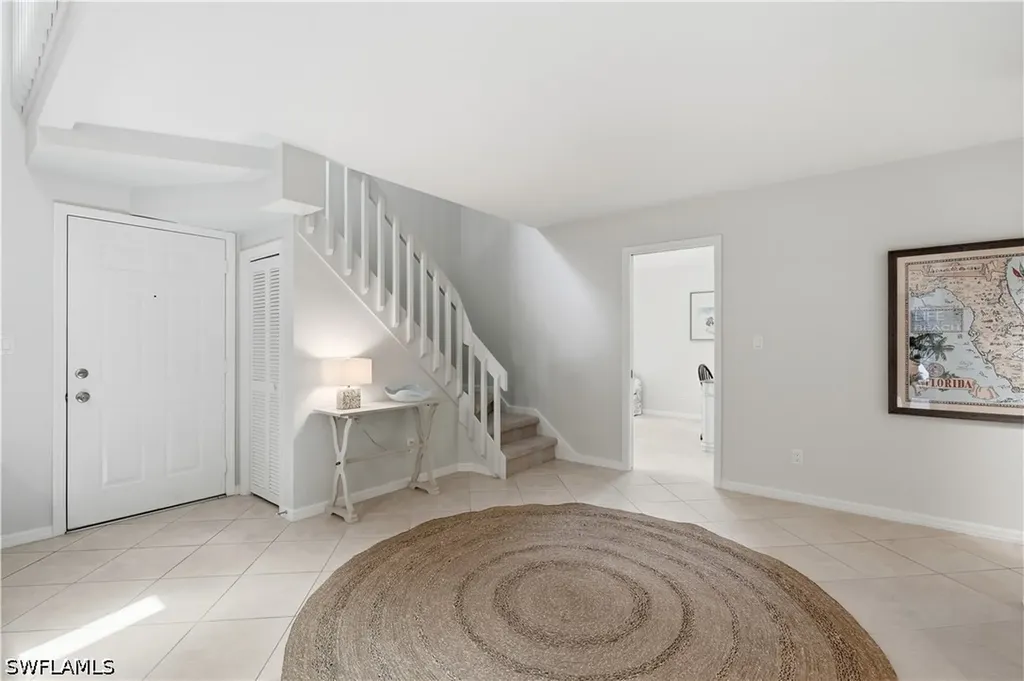 1281 Solana Road Naples FL 34103