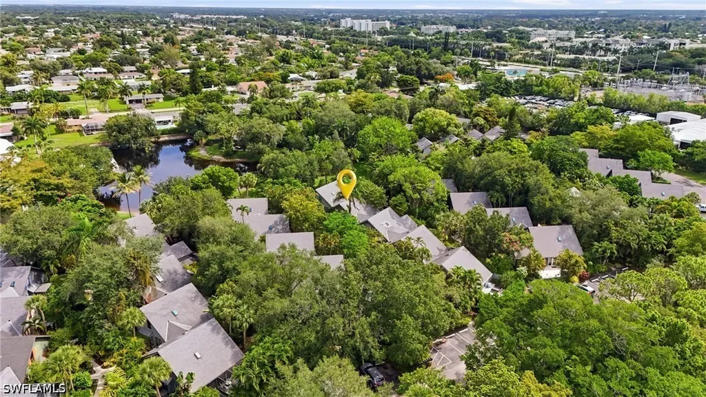 1281 Solana Road Naples FL 34103