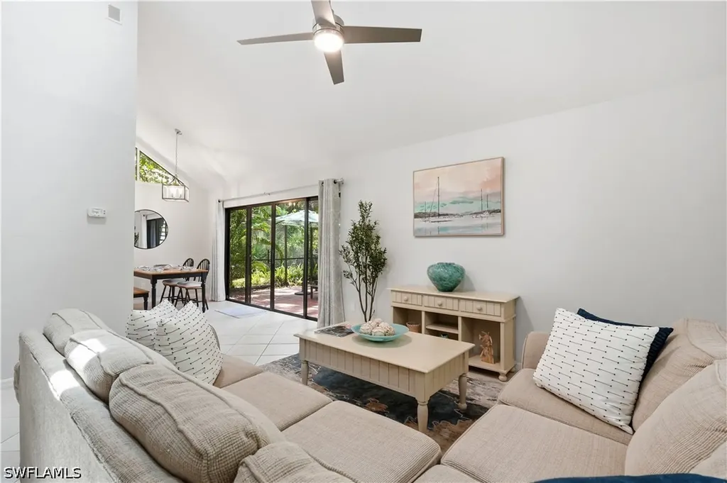 1281 Solana Road Naples FL 34103