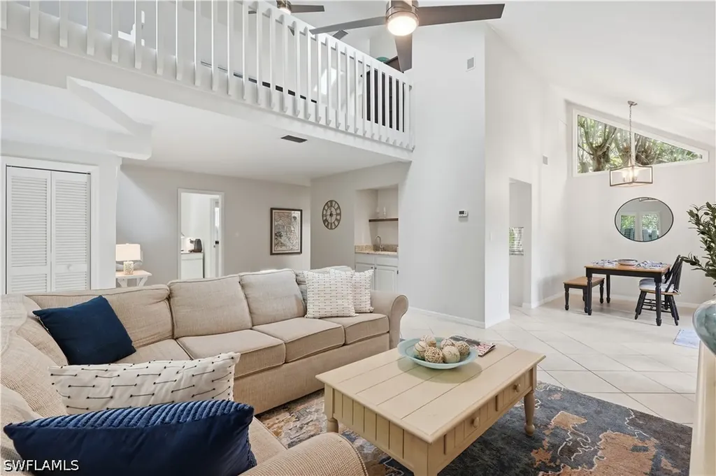 1281 Solana Road Naples FL 34103