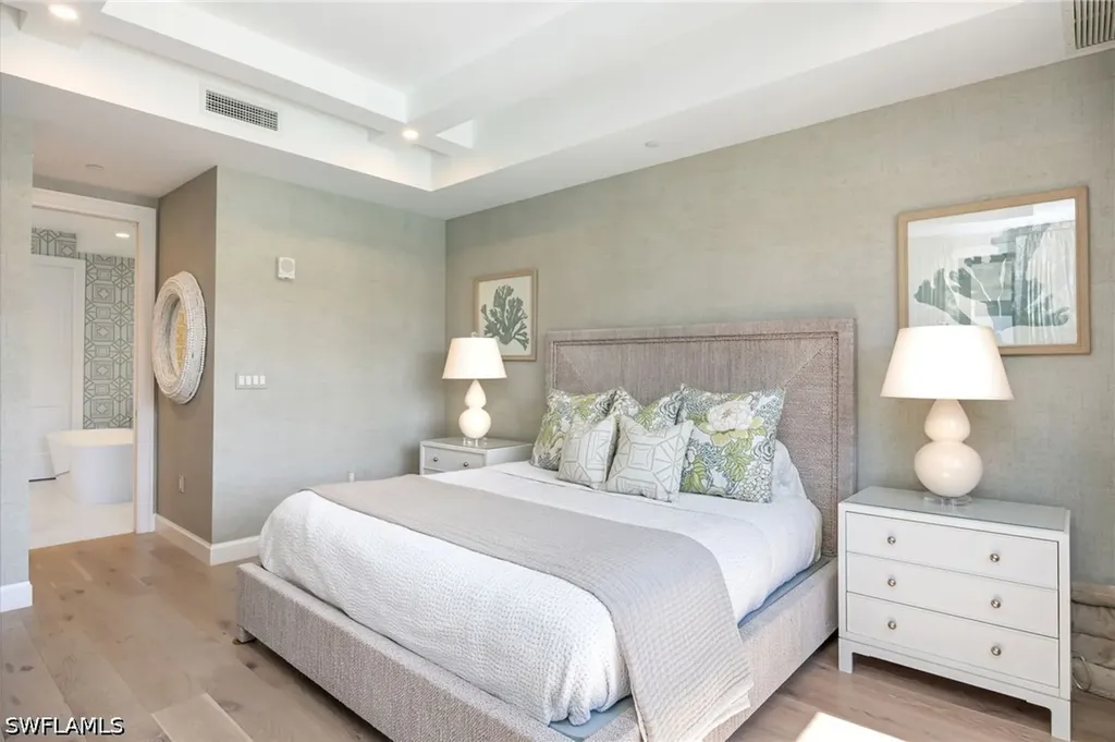 1115 Central Avenue Naples FL 34102