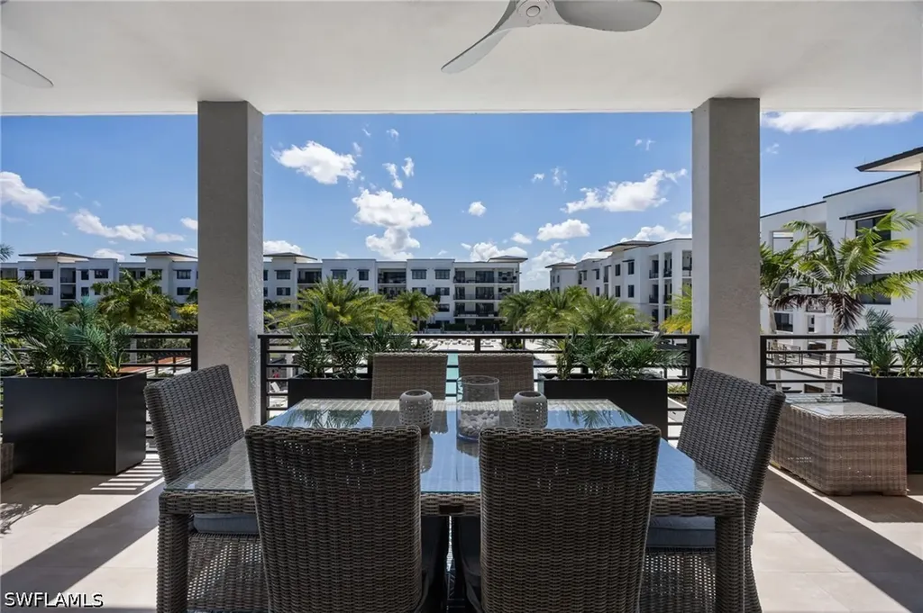 1115 Central Avenue Naples FL 34102