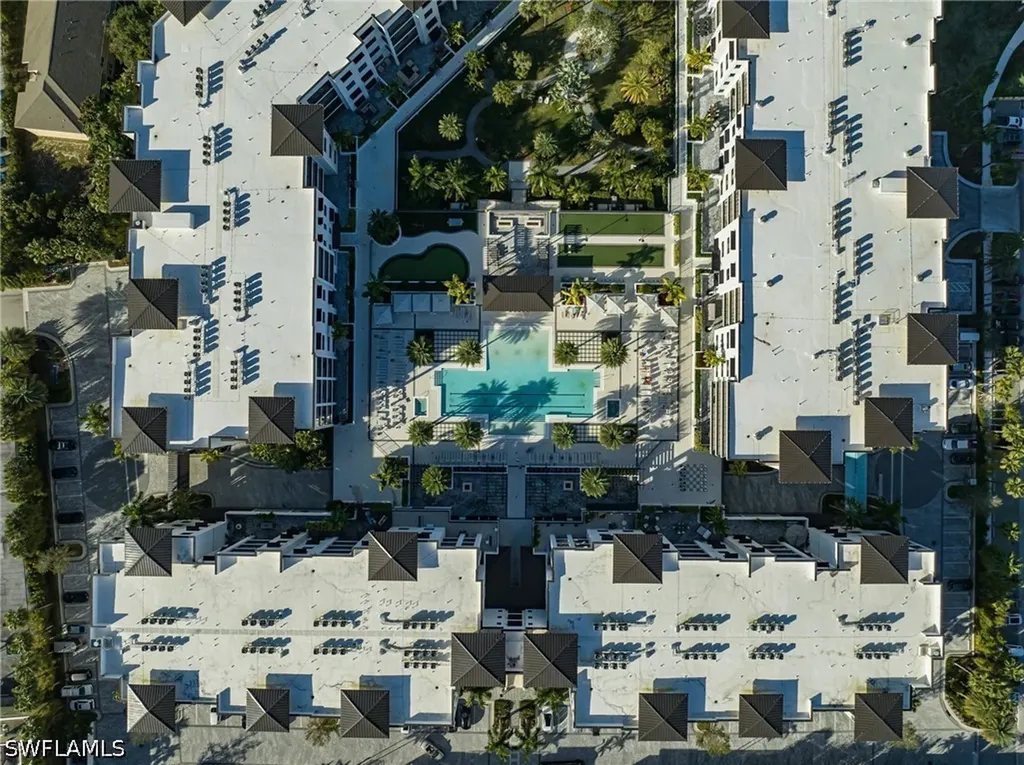 1115 Central Avenue Naples FL 34102