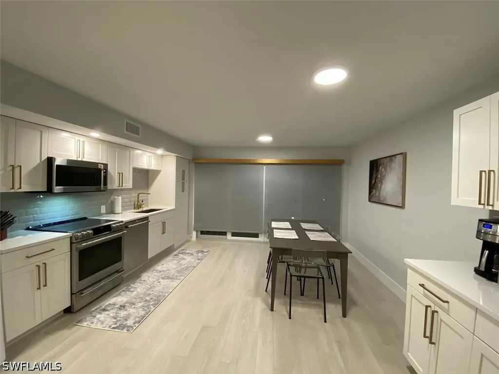 1222 Gordon Drive Naples FL 34102