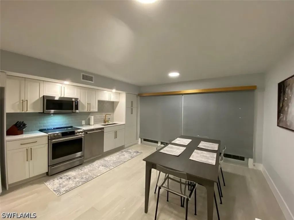 1222 Gordon Drive Naples FL 34102