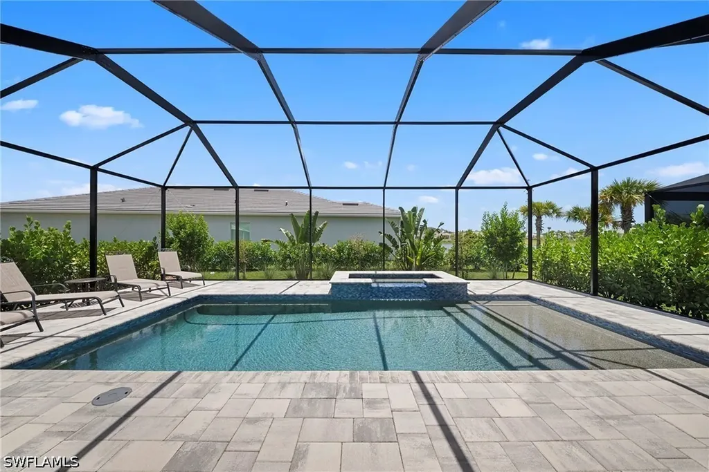 9088 Wisteria Way Naples FL 34114