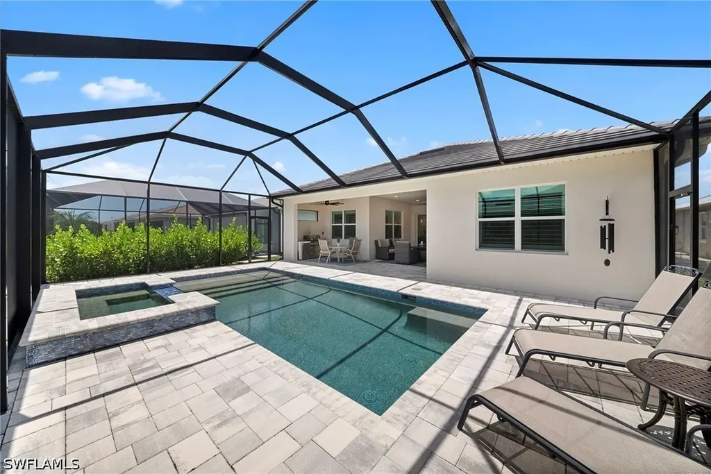 9088 Wisteria Way Naples FL 34114