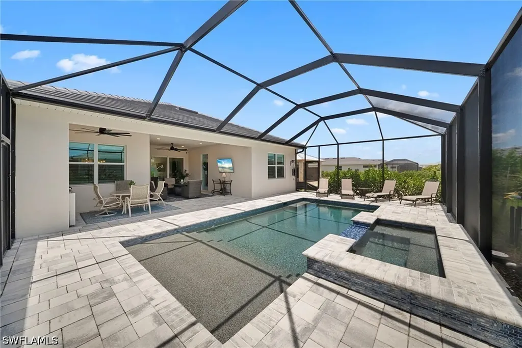 9088 Wisteria Way Naples FL 34114