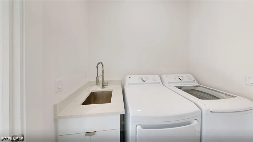 6048 Stratton Road Fort Myers FL 33905