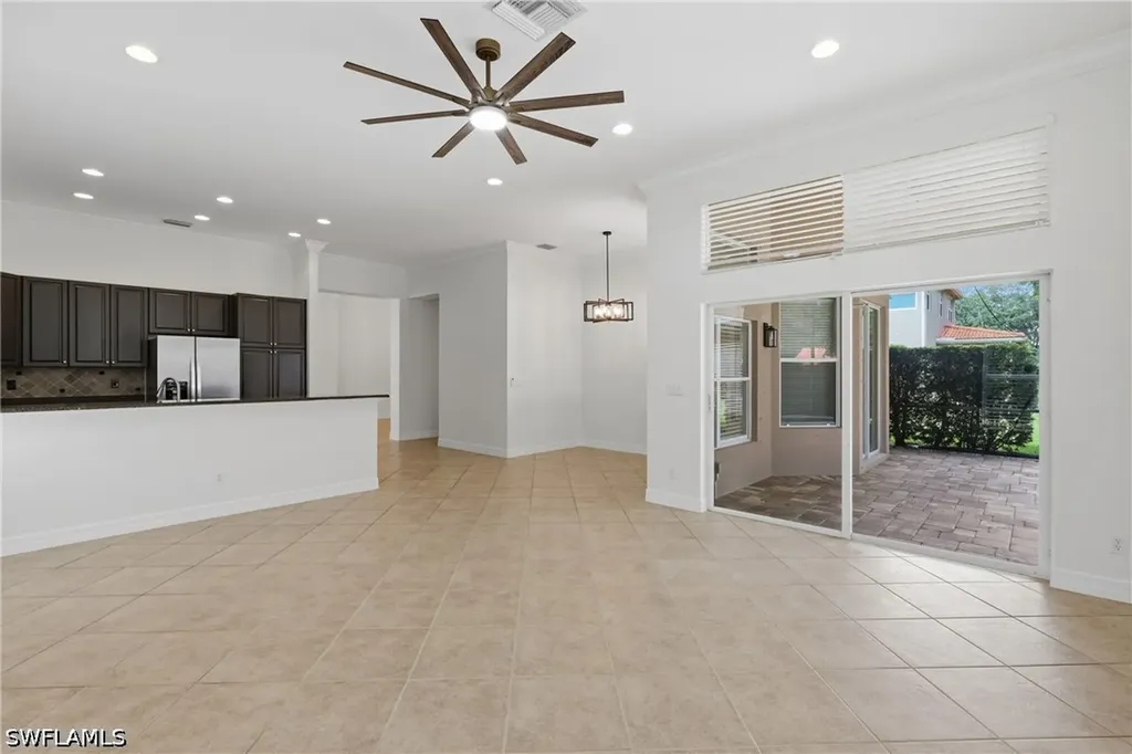 2009 Isla De Palma Circle Naples FL 34119