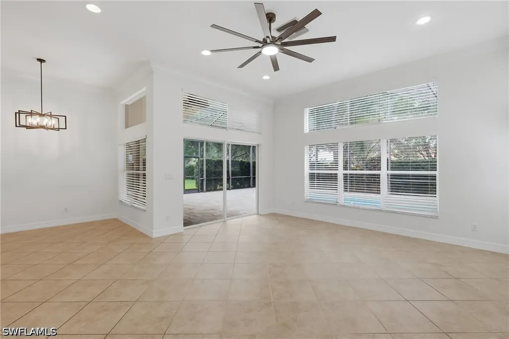 2009 Isla De Palma Circle Naples FL 34119