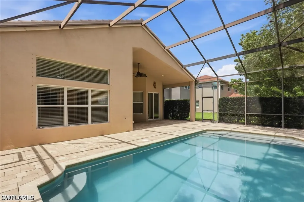 2009 Isla De Palma Circle Naples FL 34119