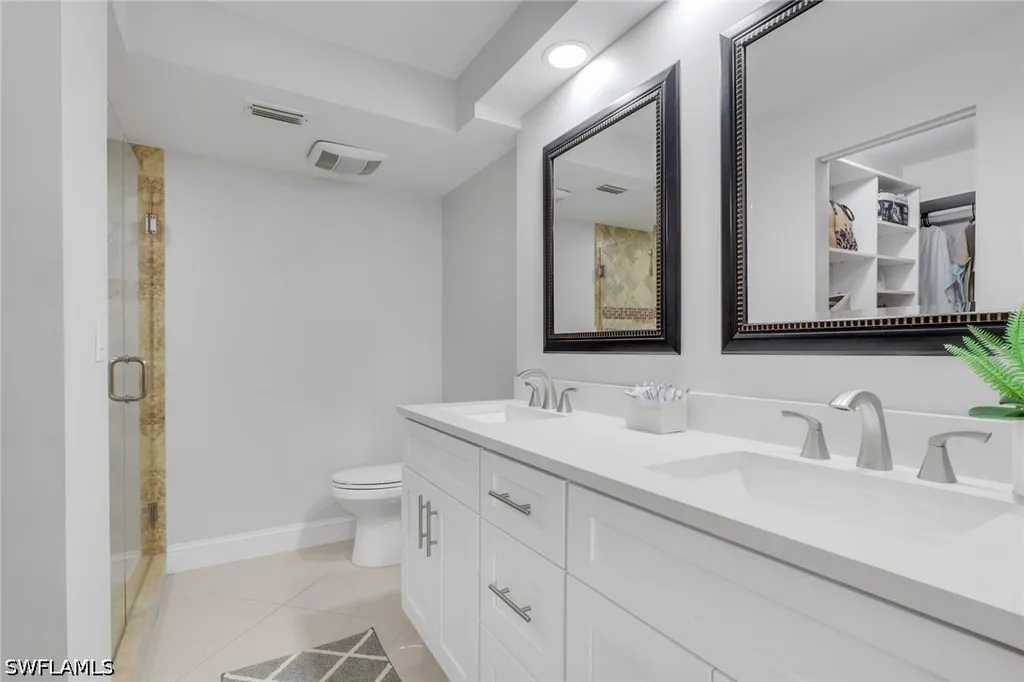 9580 Victoria Lane Naples FL 34109